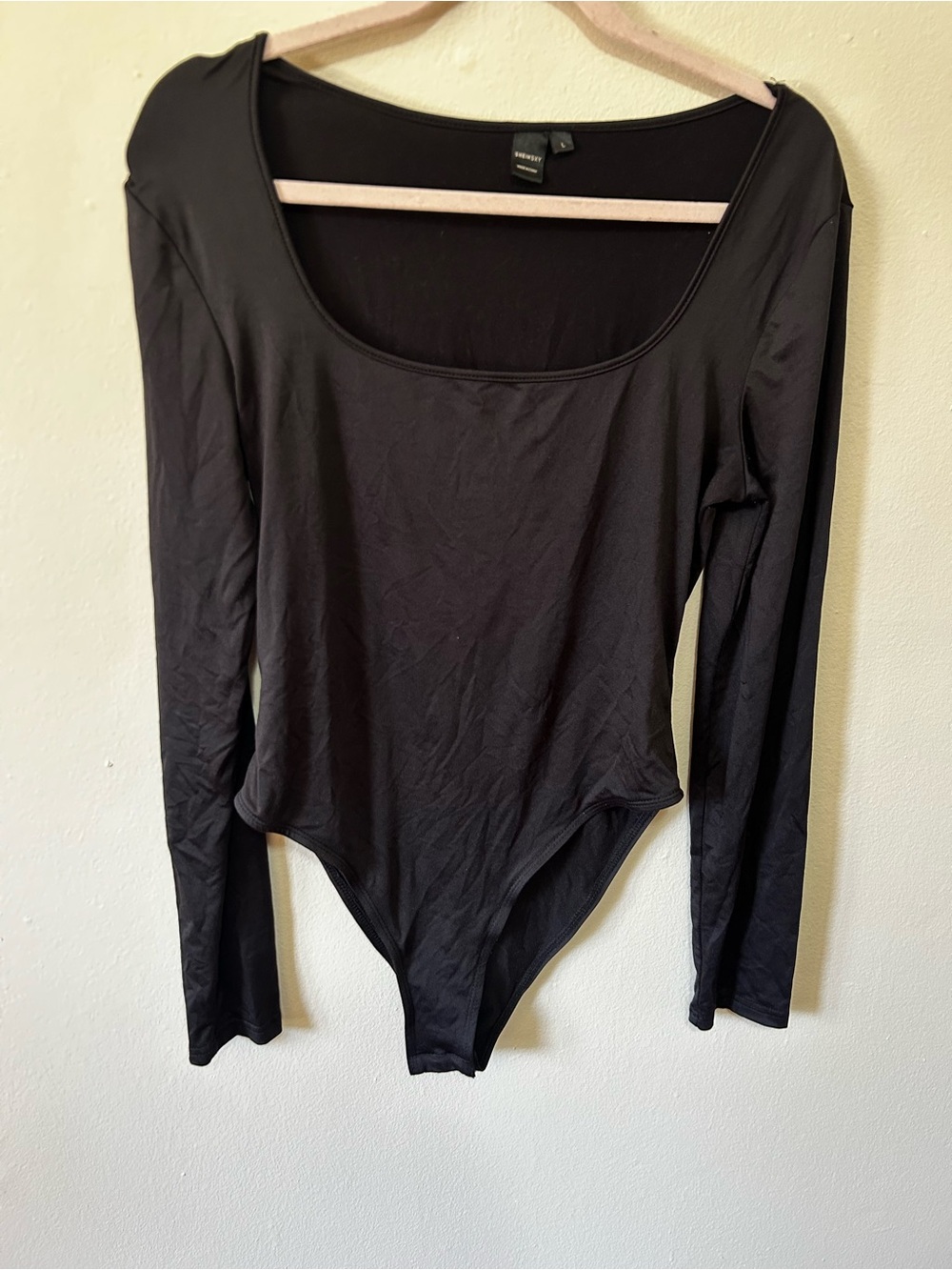 SHEIN Black Long Sleeve Scoop Neck Bodysuit